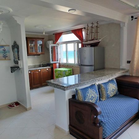 Apartment Corniche Ksar Sgher Ksar Sghir Eksteriør billede