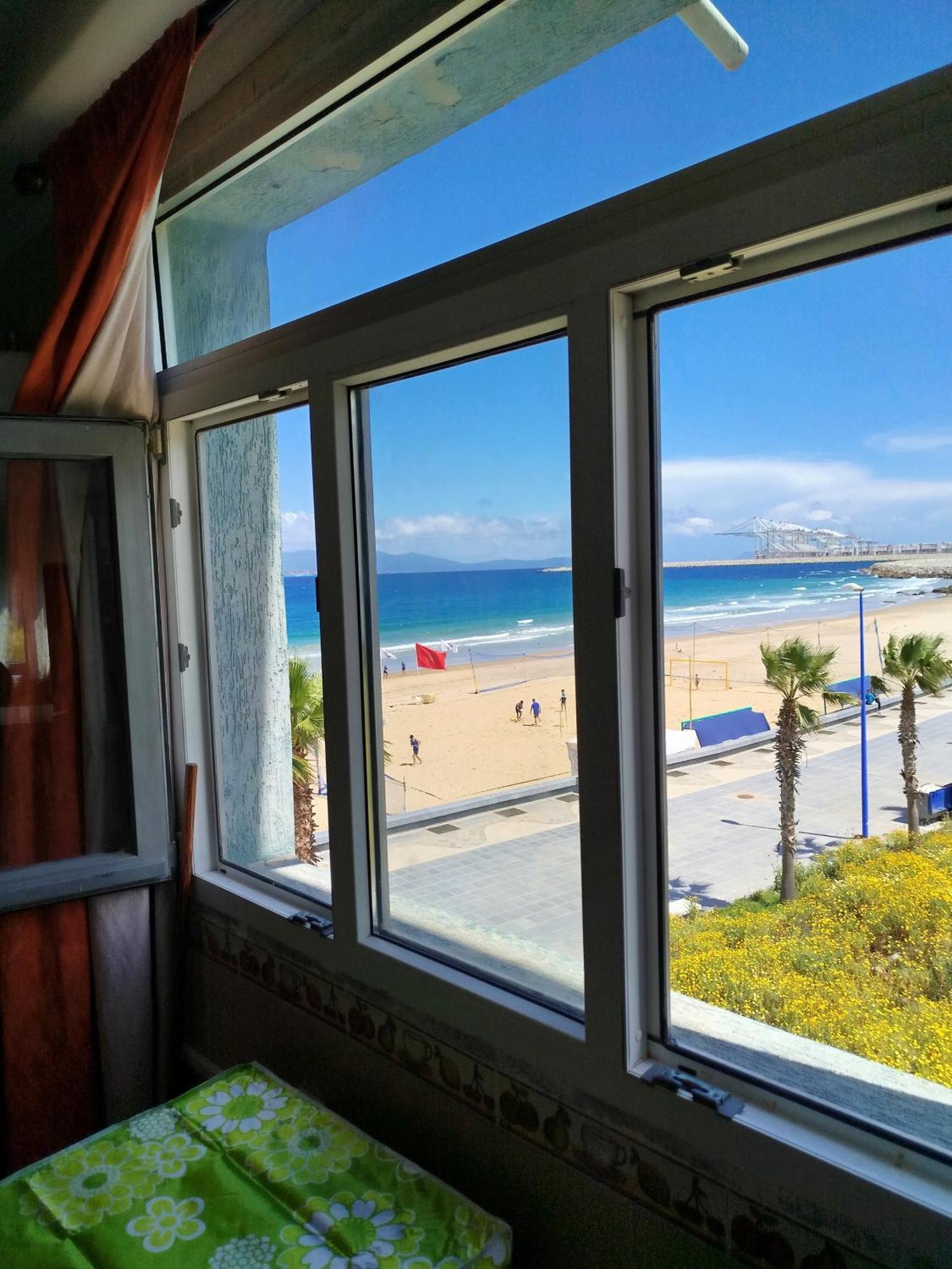 Apartment Corniche Ksar Sgher Ksar Sghir Eksteriør billede
