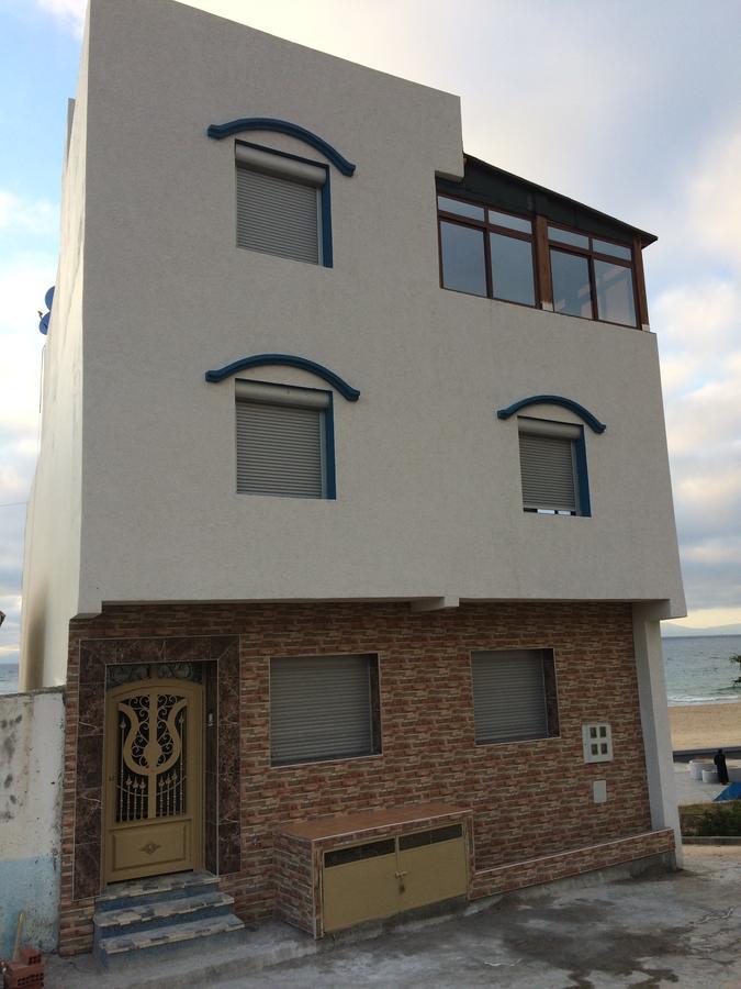 Apartment Corniche Ksar Sgher Ksar Sghir Eksteriør billede
